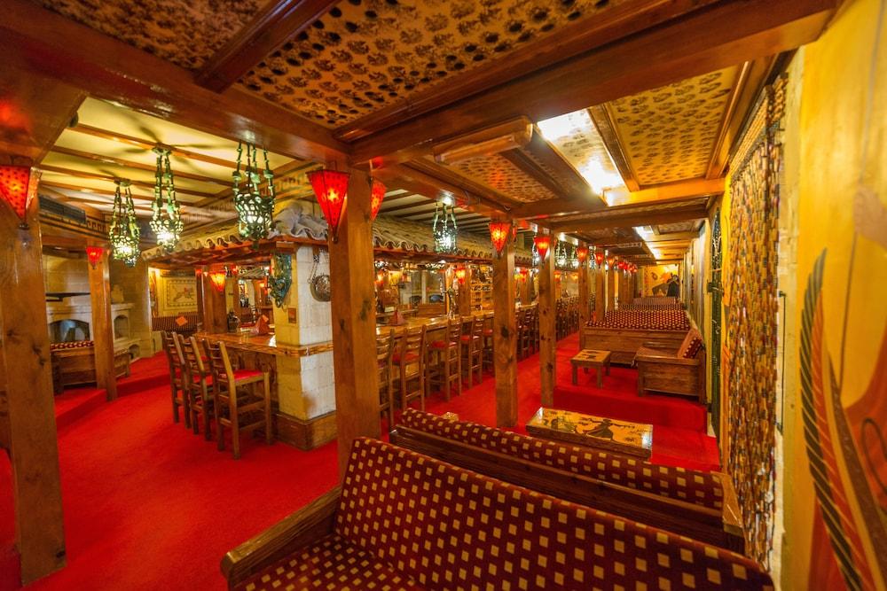 Roman Boutique Hotel Paphos Ngoại thất bức ảnh