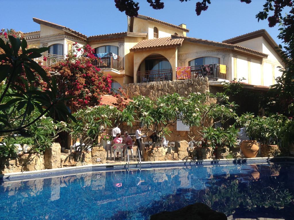 Roman Boutique Hotel Paphos Ngoại thất bức ảnh