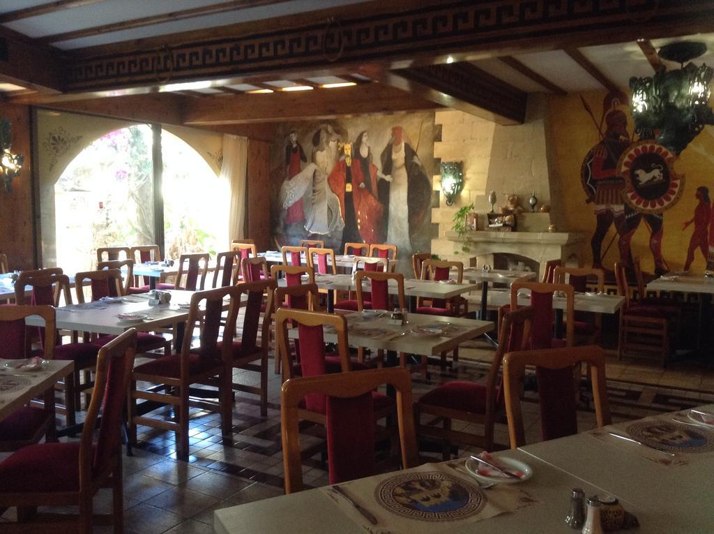 Roman Boutique Hotel Paphos Ngoại thất bức ảnh