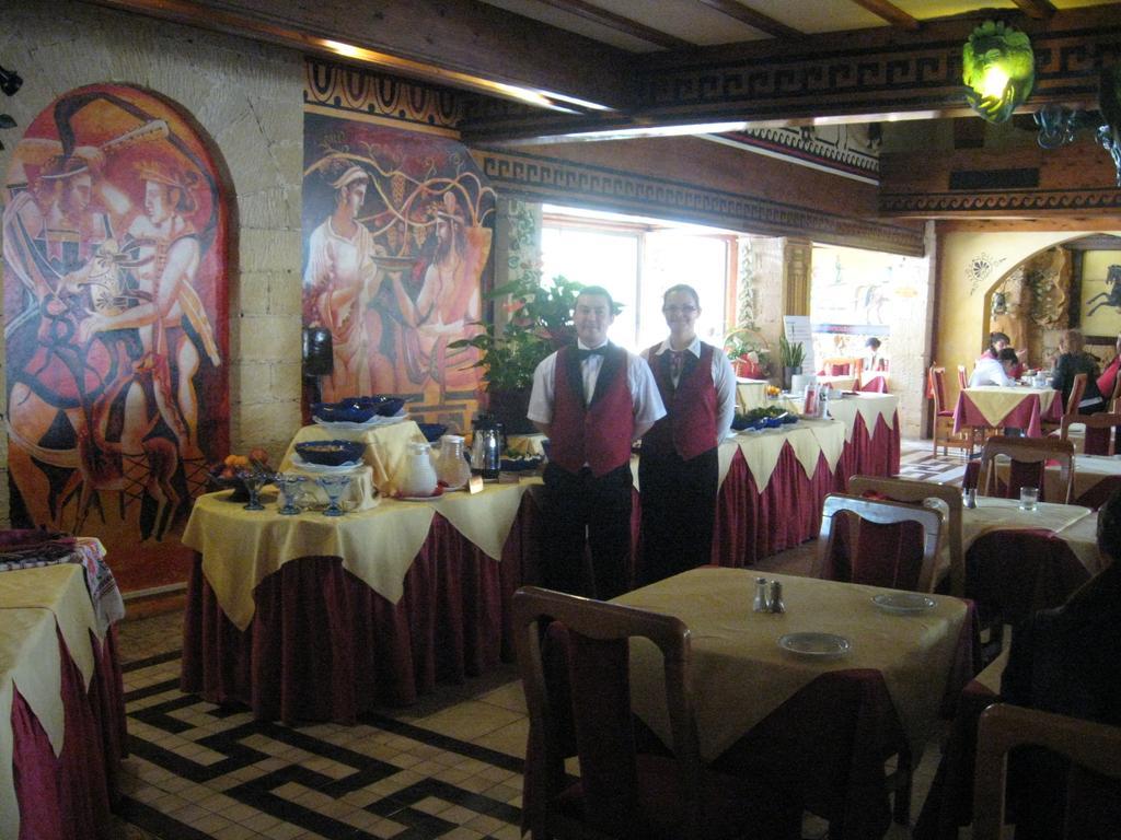 Roman Boutique Hotel Paphos Ngoại thất bức ảnh