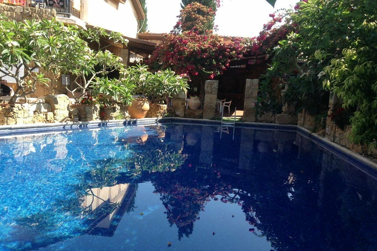 Roman Boutique Hotel Paphos Ngoại thất bức ảnh